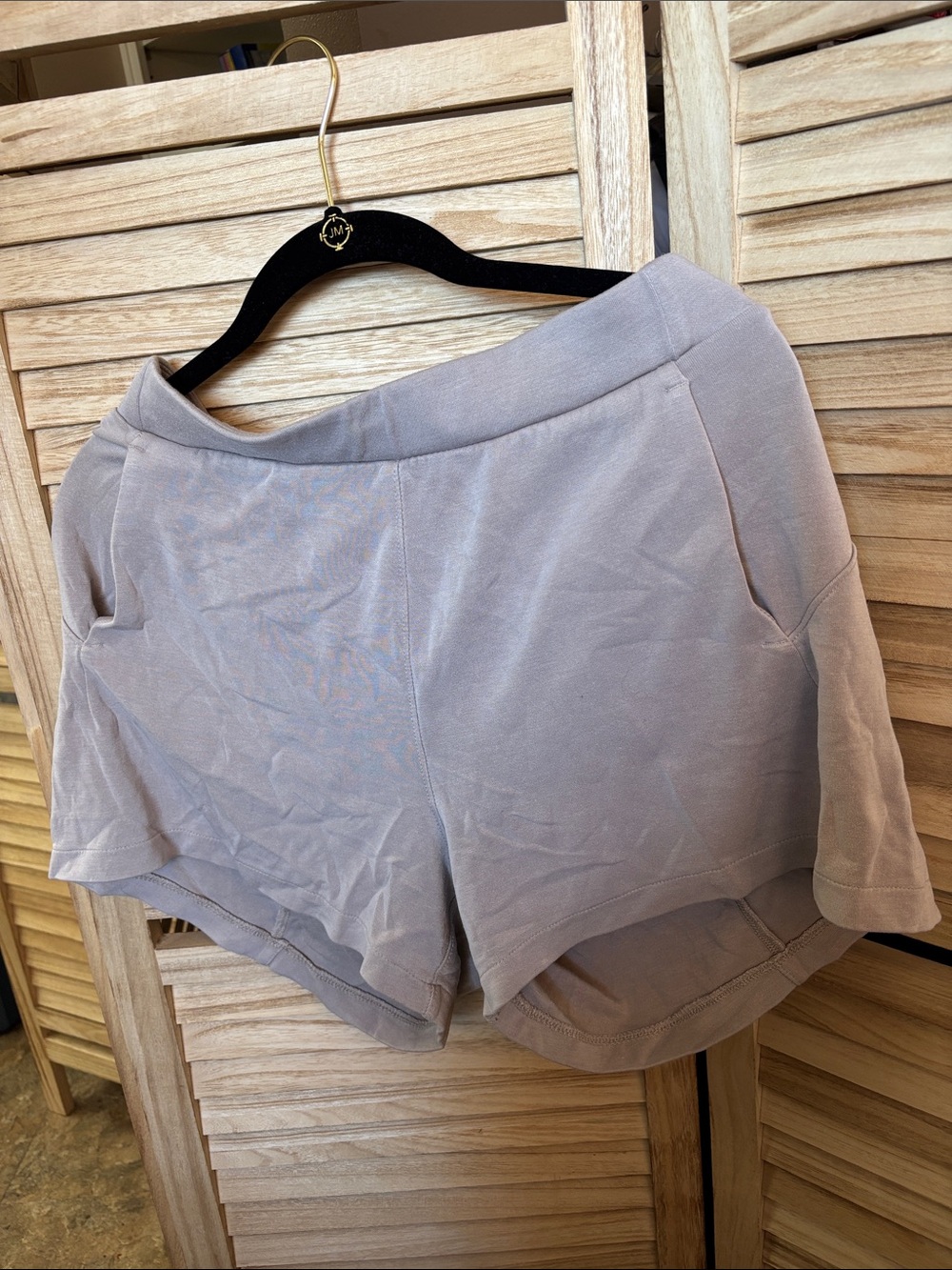Danskin Light Taupe Athletic Pull-On Shorts Large